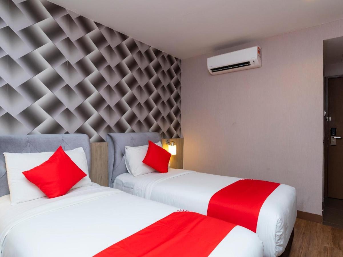 Hotel 101 Ulu Tiram Luaran gambar