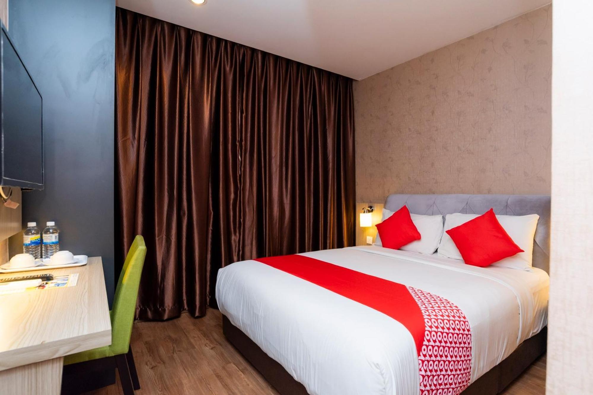 Hotel 101 Ulu Tiram Luaran gambar