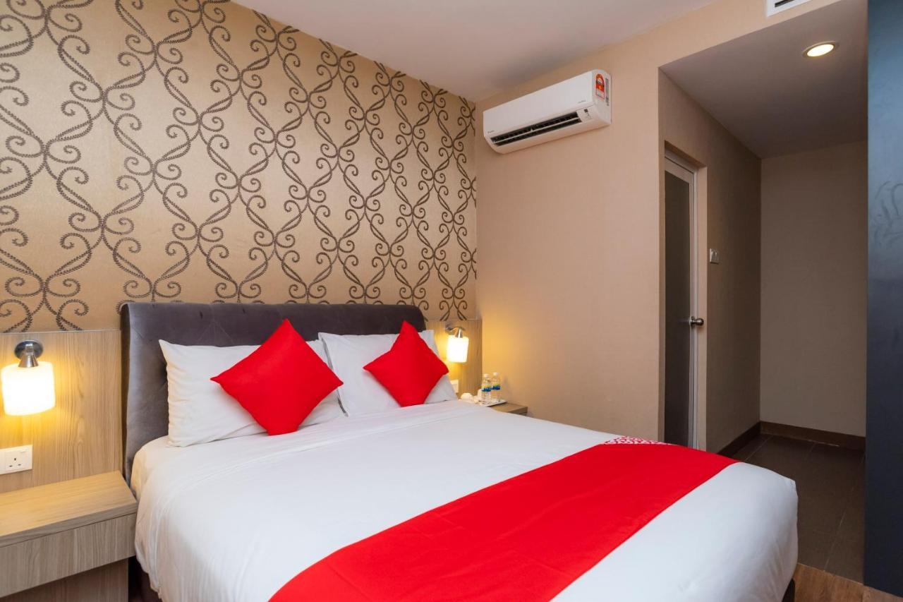 Hotel 101 Ulu Tiram Luaran gambar