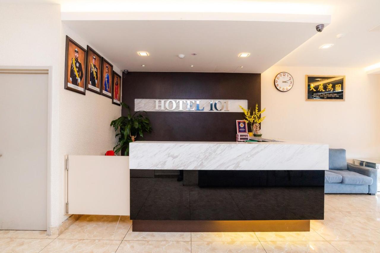 Hotel 101 Ulu Tiram Luaran gambar